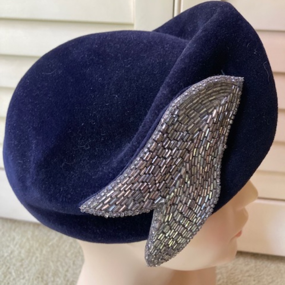 Vintage Navy Blue Carol Hat from Italy - Picture 4 of 15